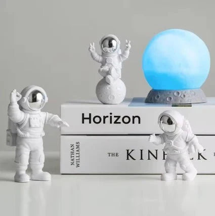 Astronaut & Moon Decor Set with Lamp - Tegulane Global