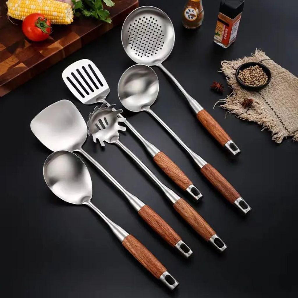 Culina Luxe - Stainless Steel Kitchen Utensil Set with Wooden Handles - Tegulane Global
