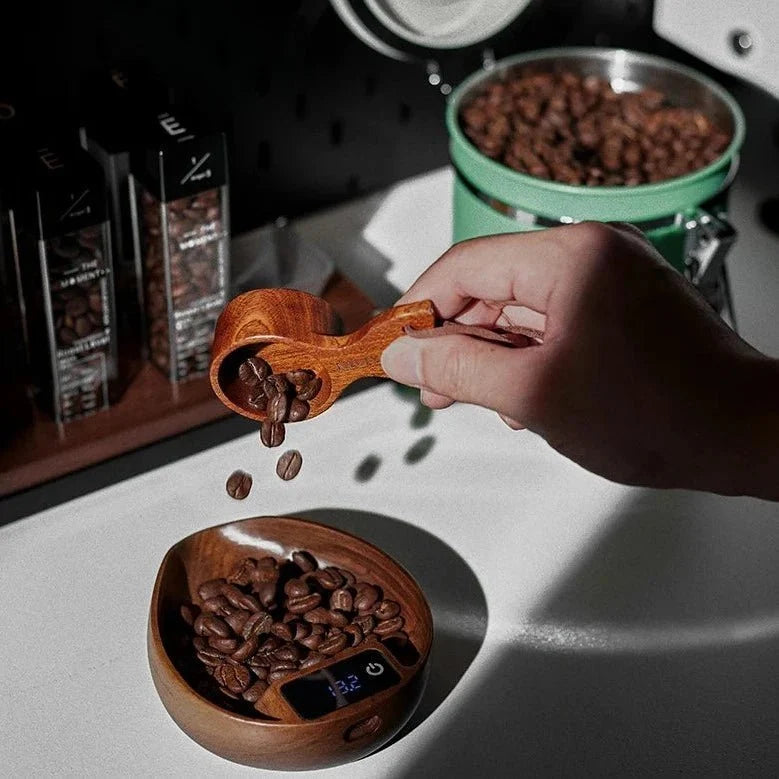 Electronic Wooden Coffee Scale - Leaf Design - Tegulane Global