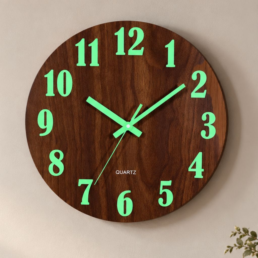 Luminous Wood-Grain Quartz Wall Clock - Tegulane Global
