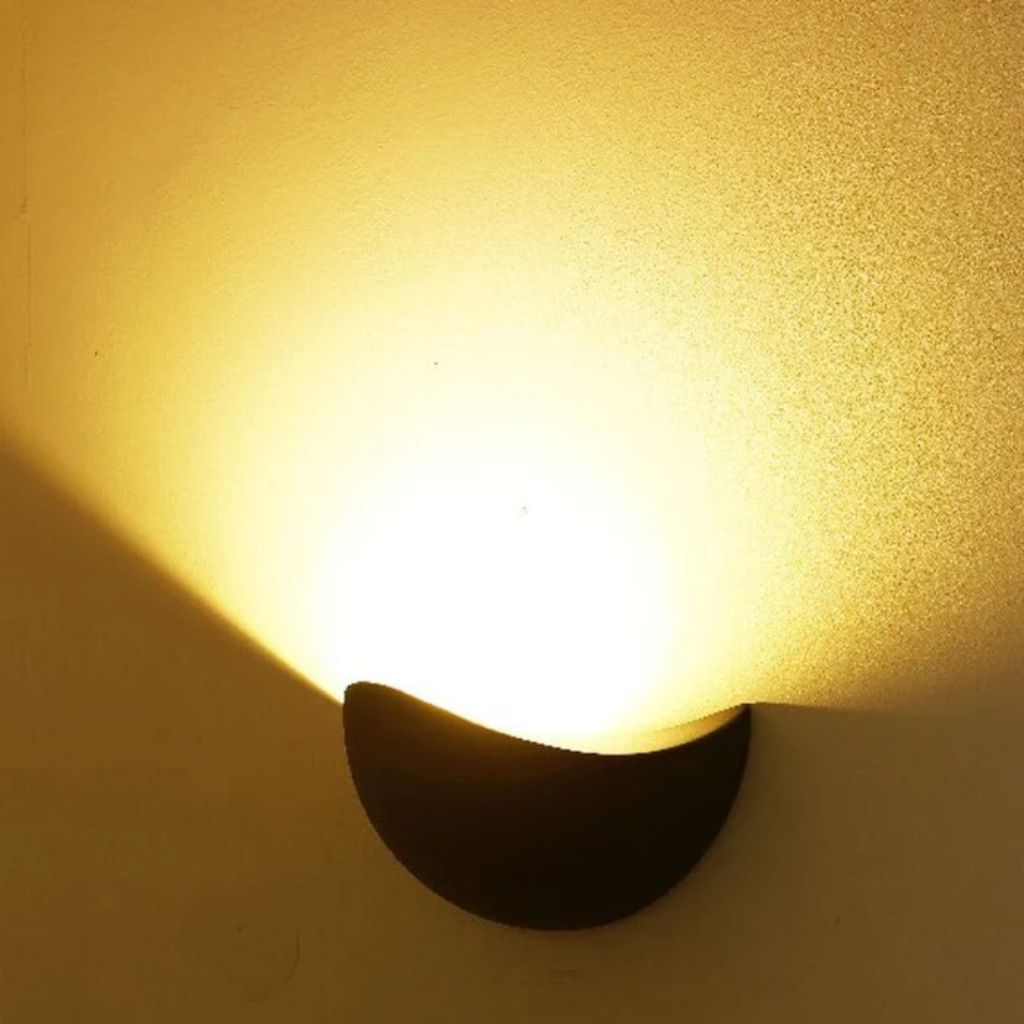 Minimalist Half-Round LED Wall Light - Tegulane Global