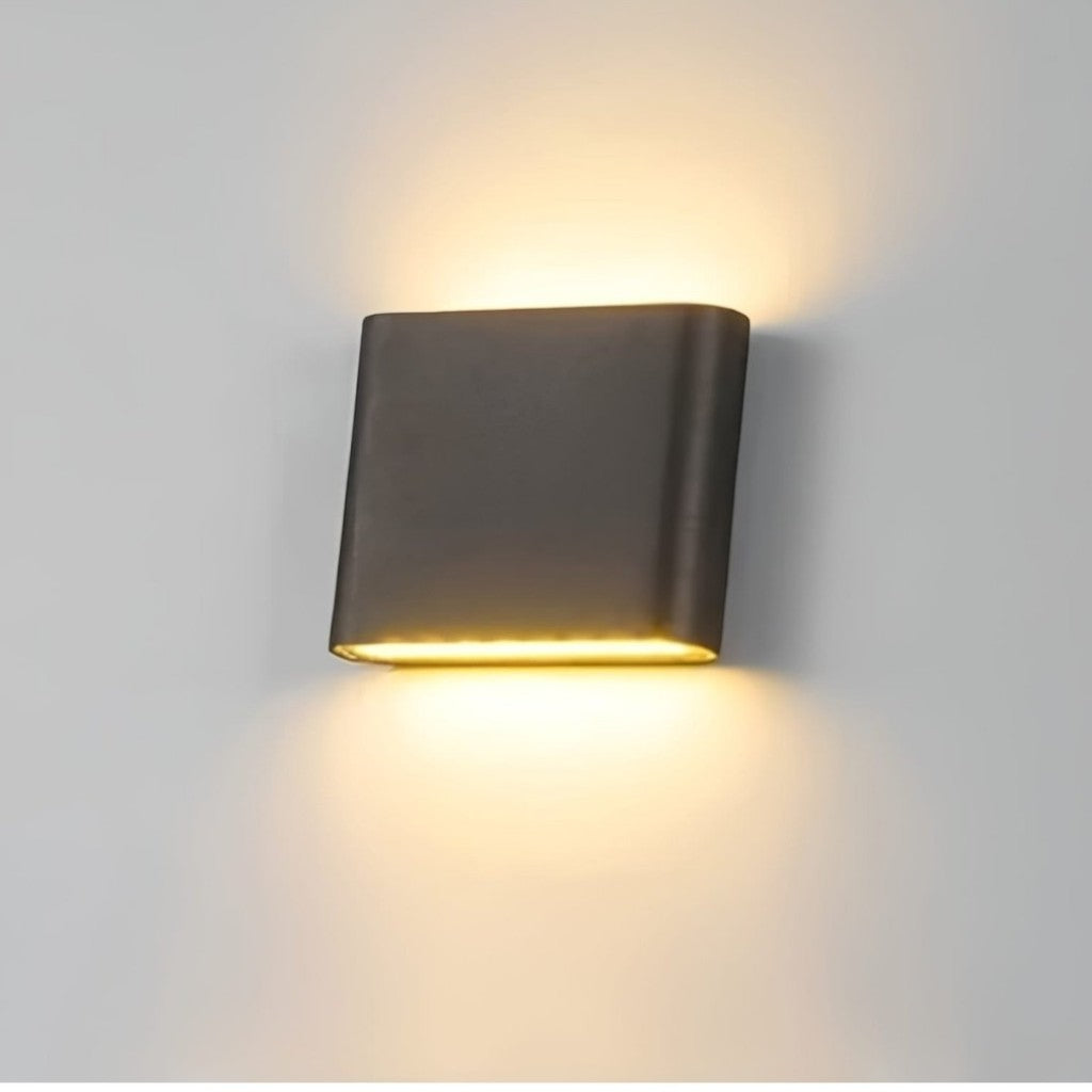 NordicGuard - Waterproof IP65 LED Outdoor Wall Light - Tegulane Global