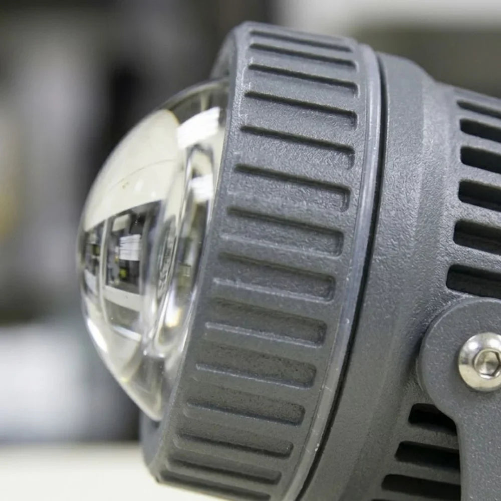 Waterproof Outdoor Floodlight IP65 Uni-Direction Spotlight - Tegulane Global