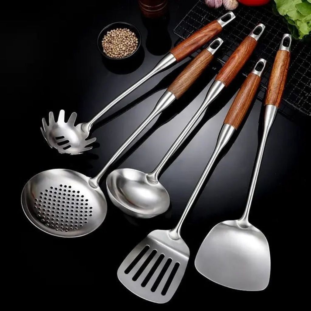 Culina Luxe - Stainless Steel Kitchen Utensil Set with Wooden Handles - Tegulane Global