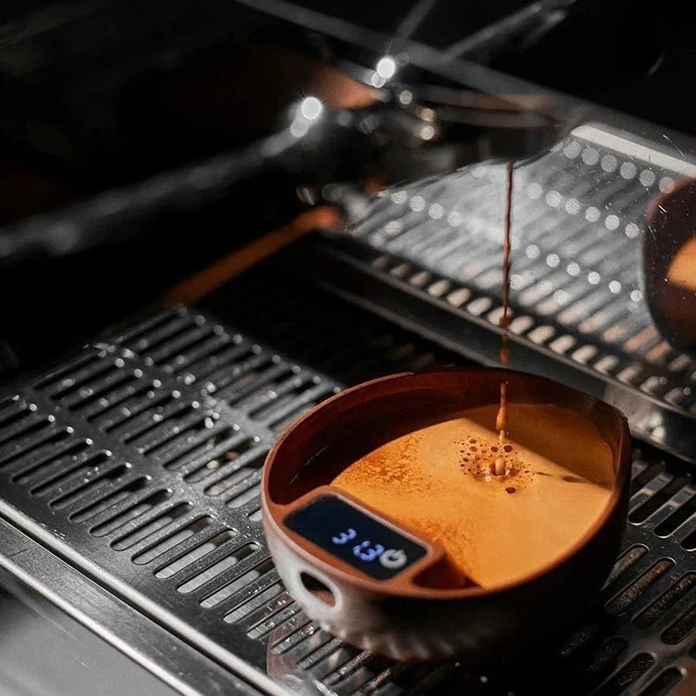 Electronic Wooden Coffee Scale - Leaf Design - Tegulane Global