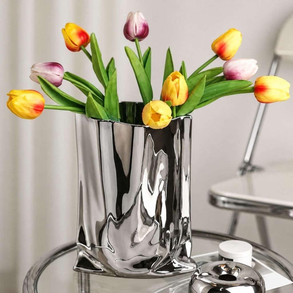 Liquid Silver Vase with Metallic Finish - Tegulane Global