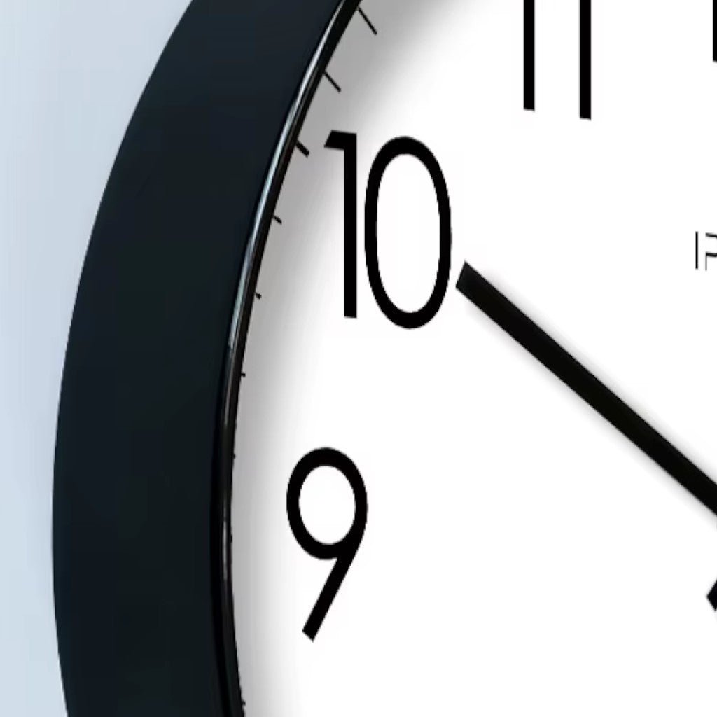 Minimalist Nordic Wall Clock Quiet Quartz - Tegulane Global