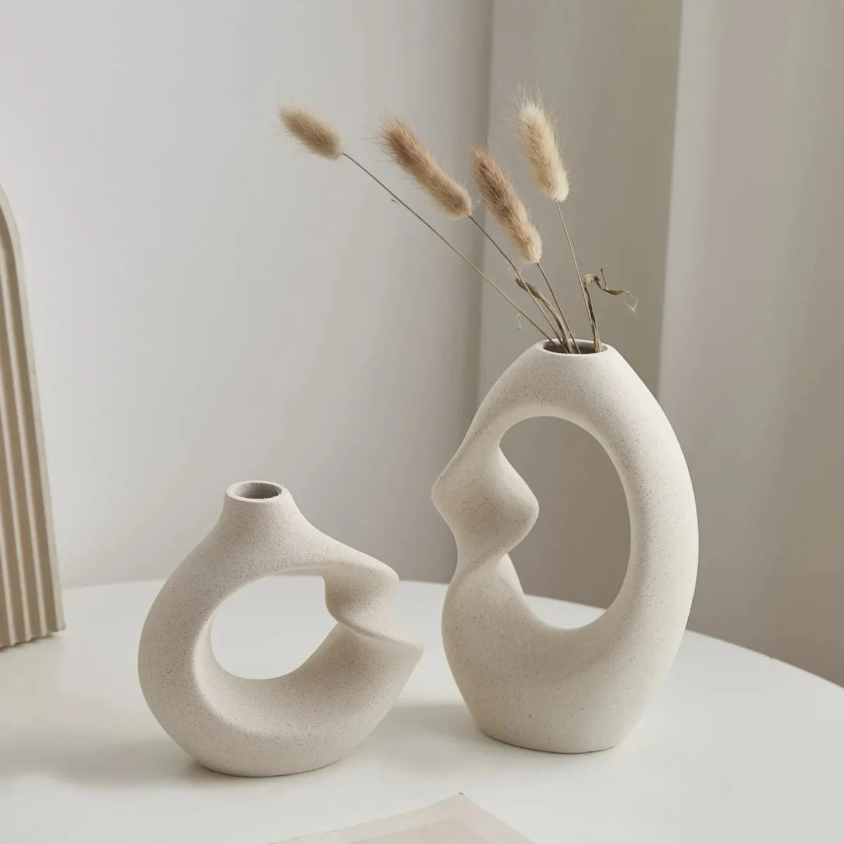 Onda Ceramic Vase Set – Abstract Sculptural Decor - Tegulane Global