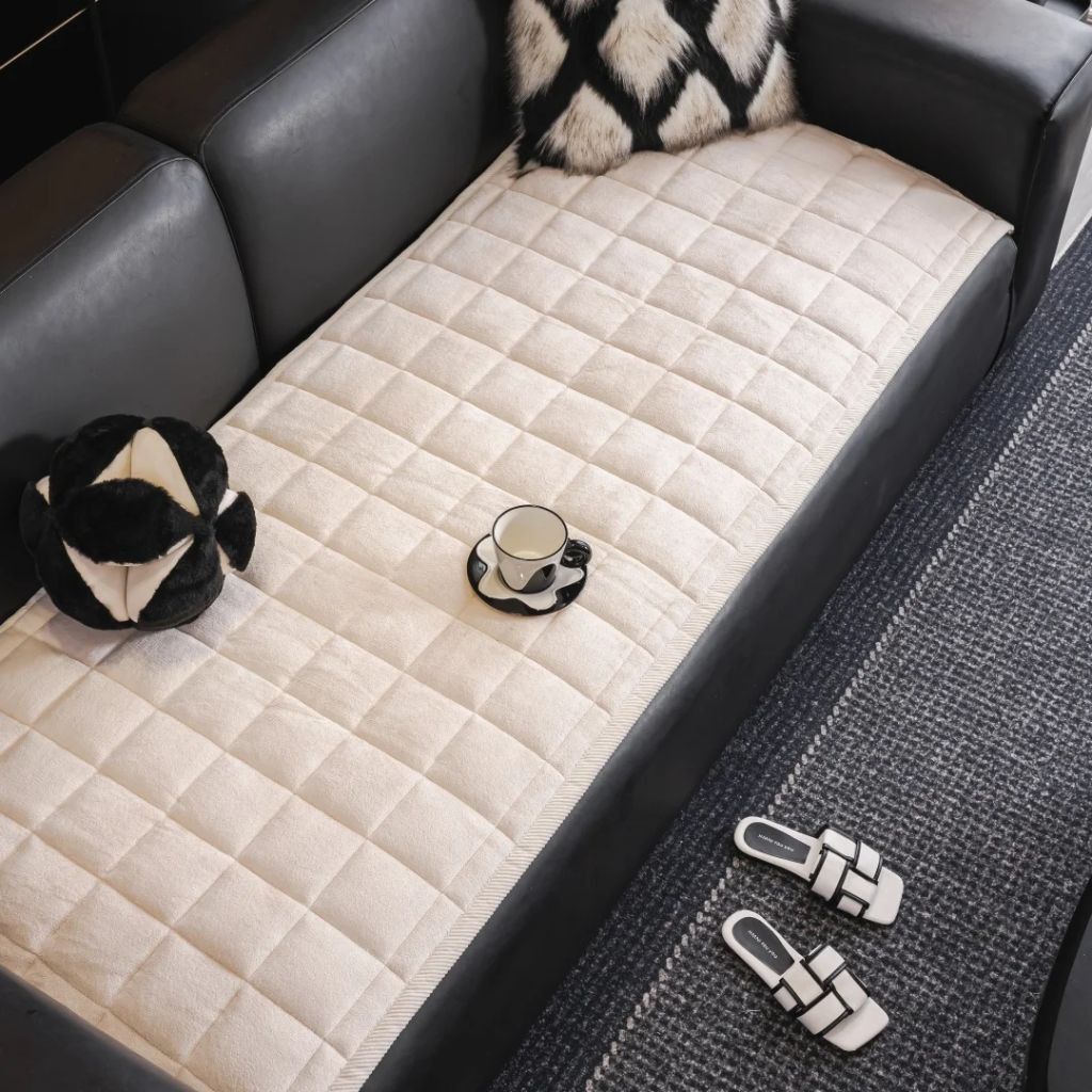 Quilted Sofa Cover Mat – Non-Slip & Pet Scratch Resistant - Tegulane Global