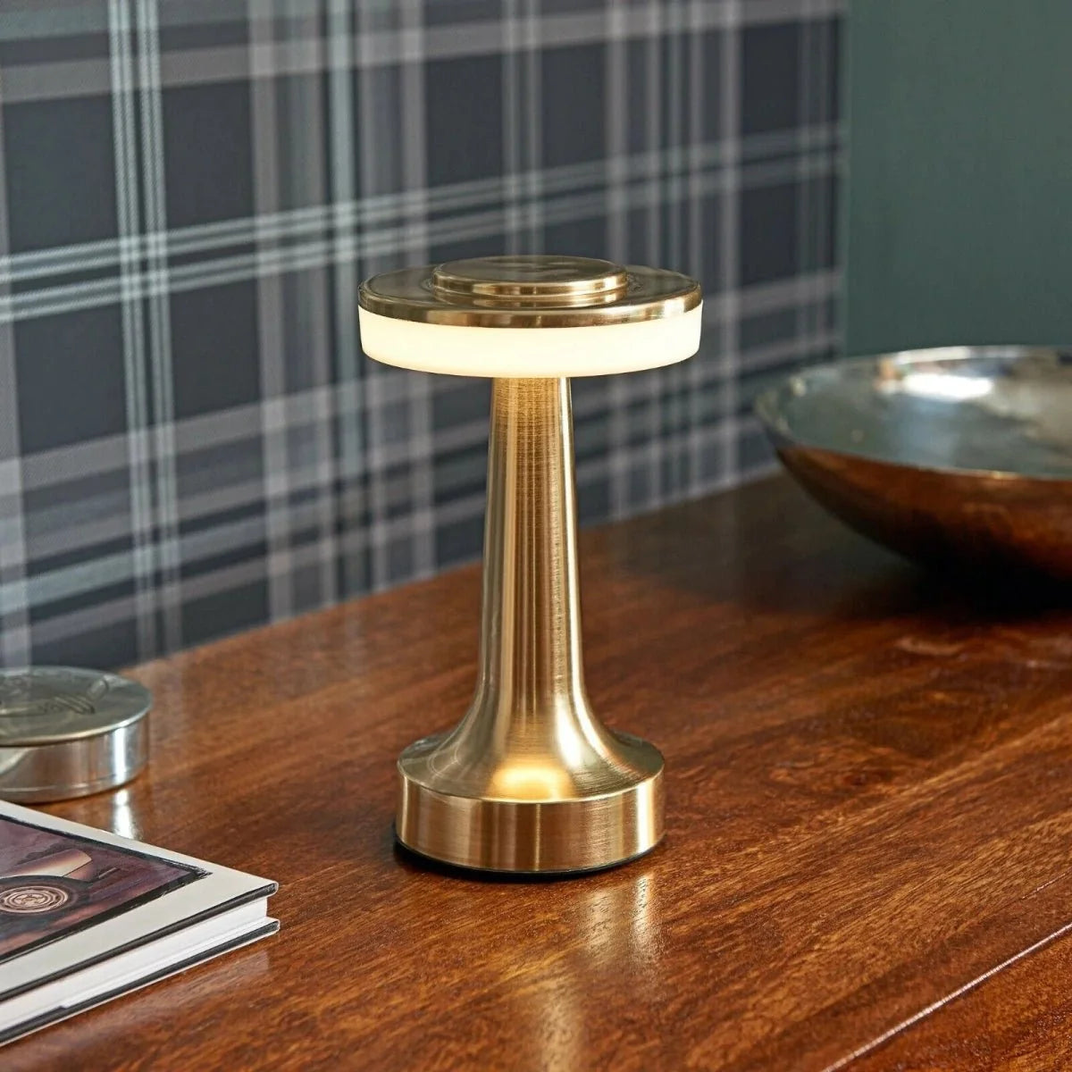 Retro Bar Nordic Table Lamp - Tegulane Global