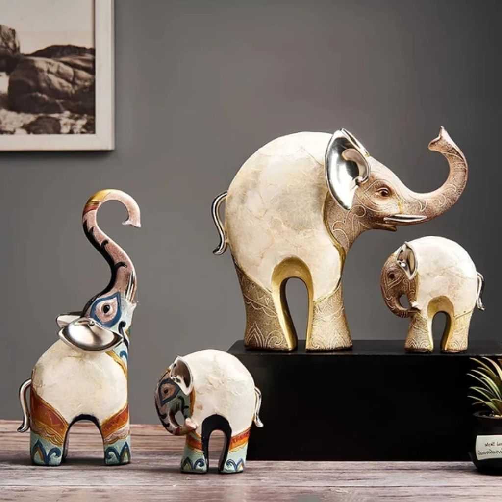 Set of 2 Resin Elephant Figurines - Tegulane Global