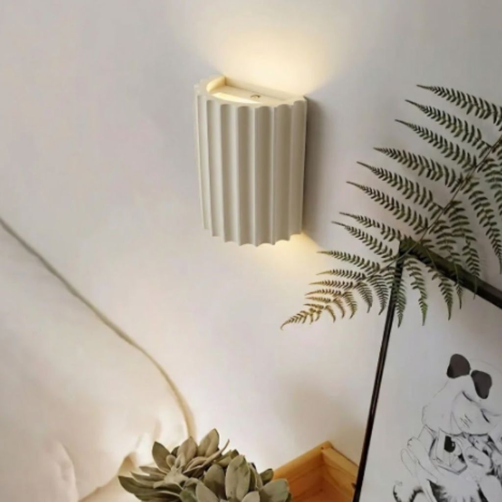 White Nordic Minimalist LED Wall Lamp - Macaron Resin