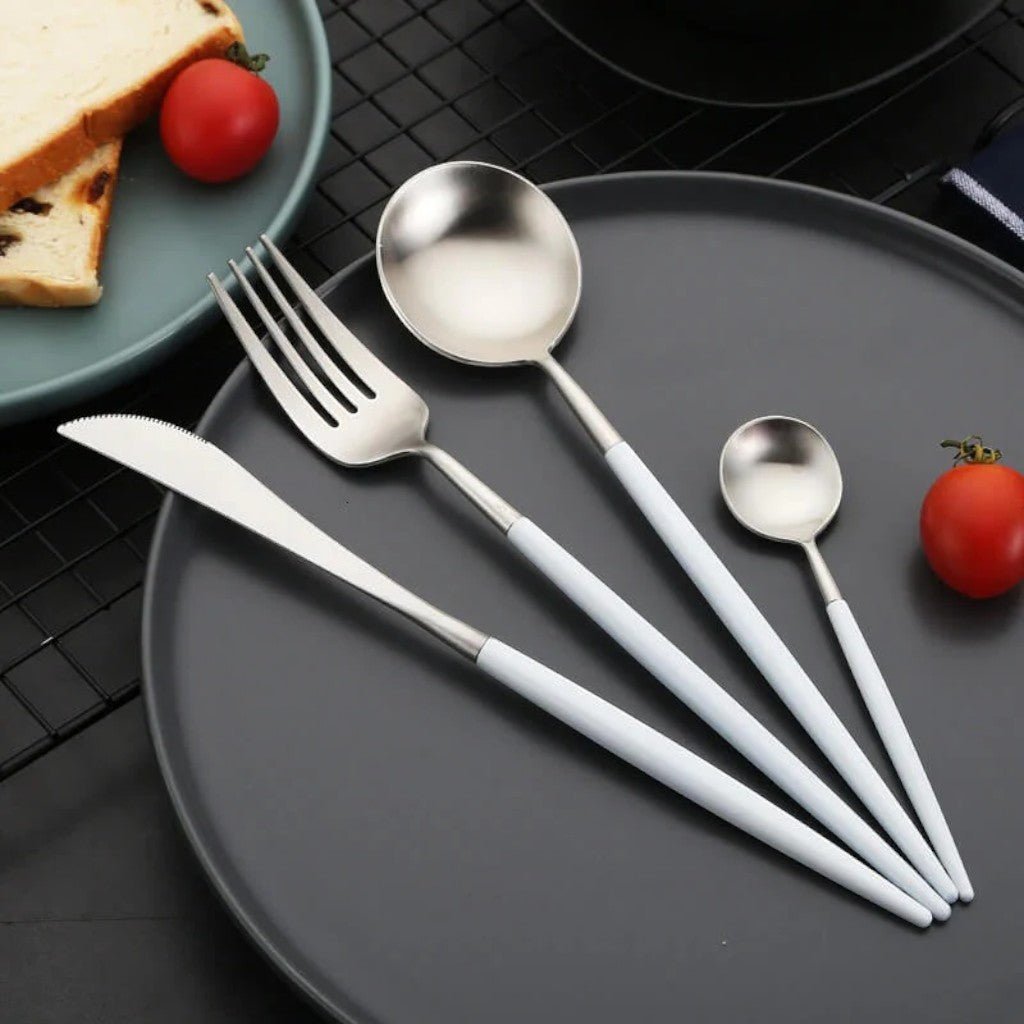 White Silver Cutlery Set - 30 Piece Flatware - Tegulane Global
